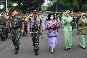 Panglima TNI Resmikan Wind Tunnel Sky Diving Center 